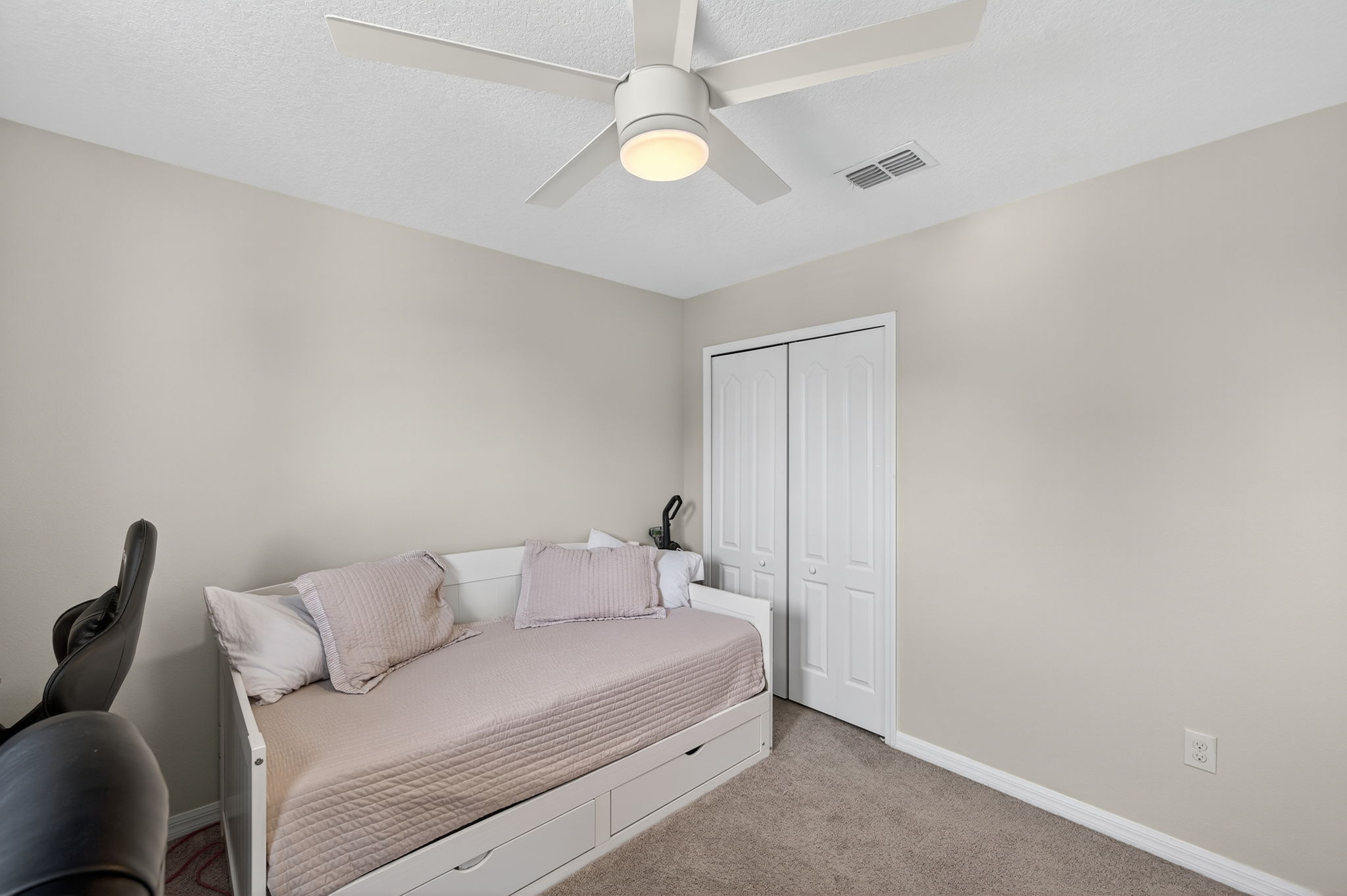 Interiors (35)