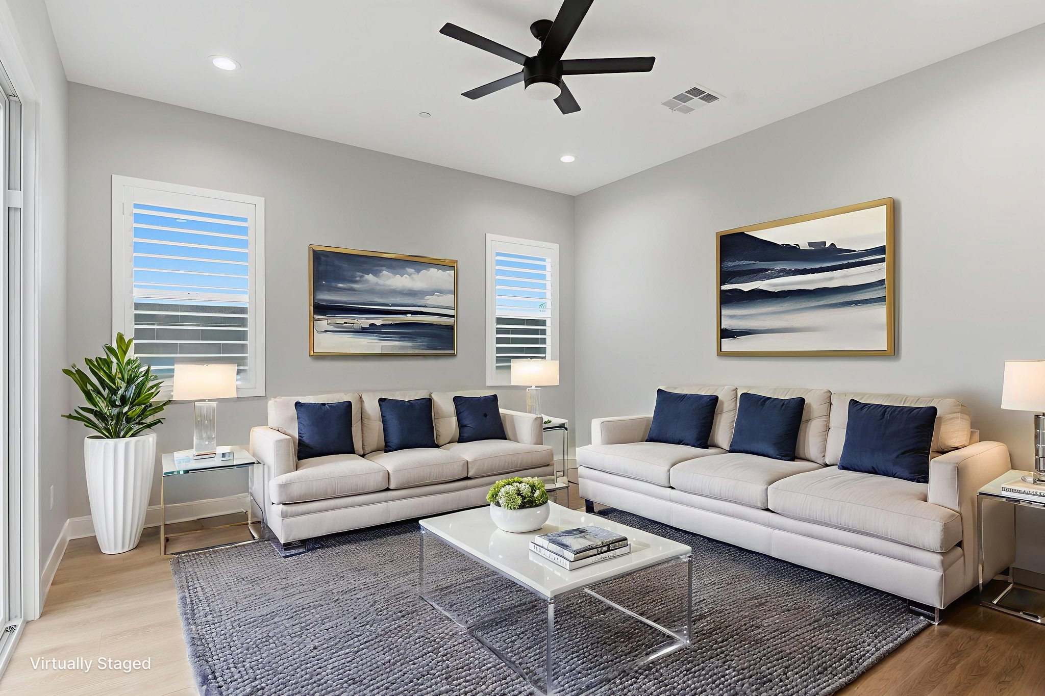 DSC00697 virtually staged.jpeg