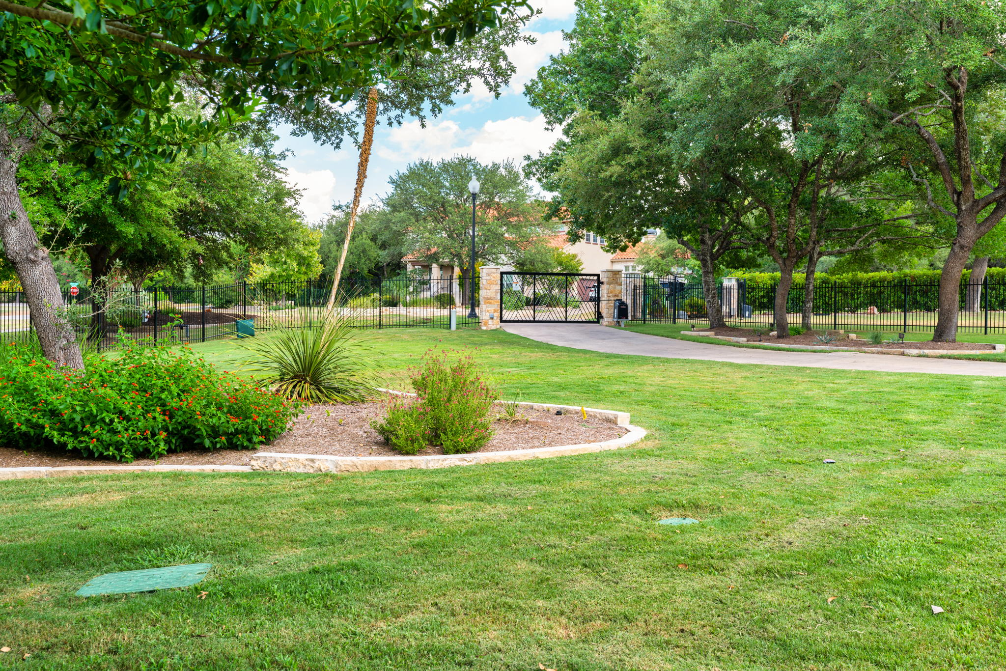 16708 French Harbour Ct, Austin, TX 78734, USA Photo 14