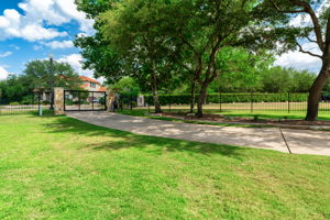 16708 French Harbour Ct, Austin, TX 78734, USA Photo 14