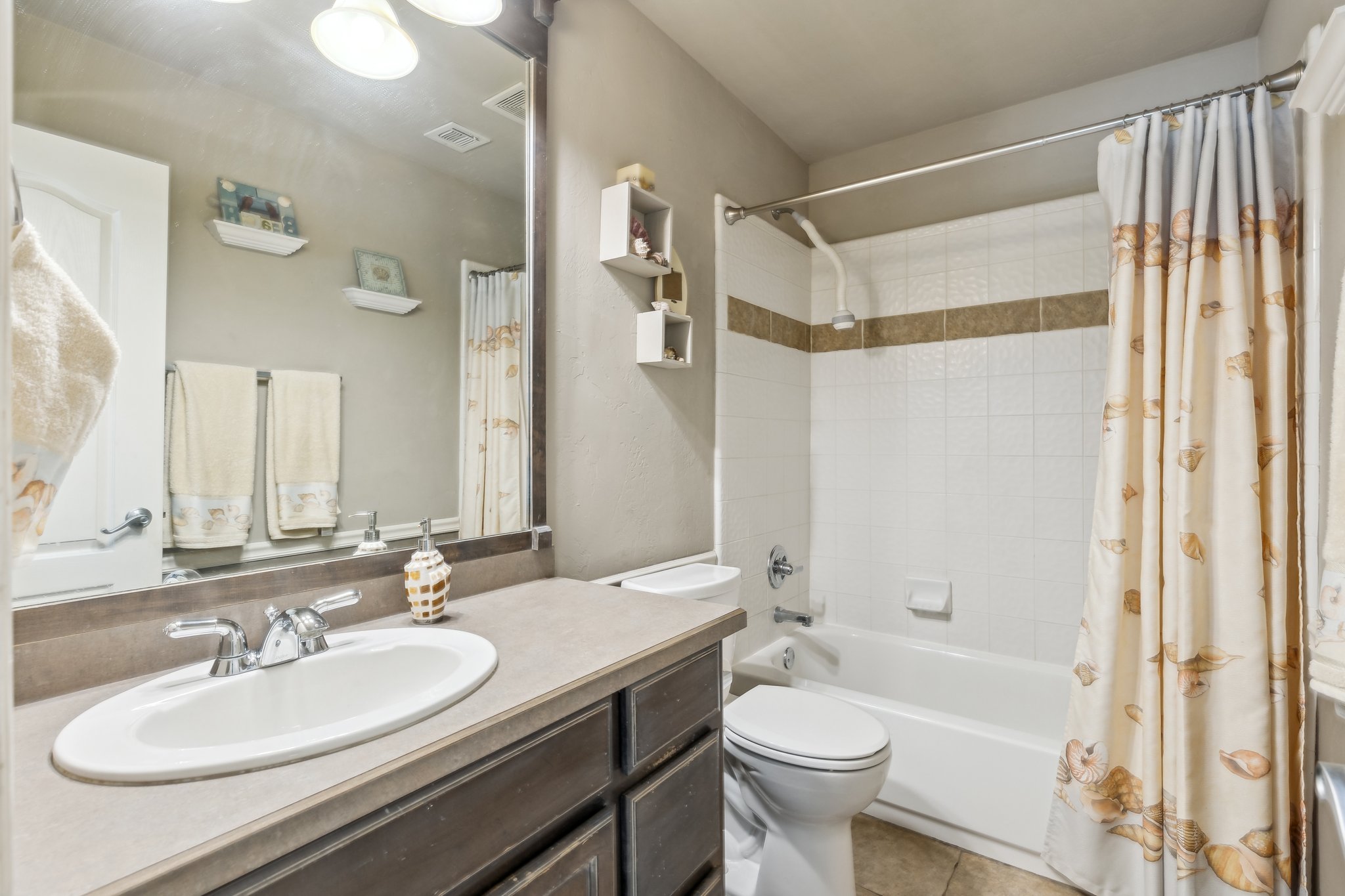 16709 Covington Manor_027.jpg