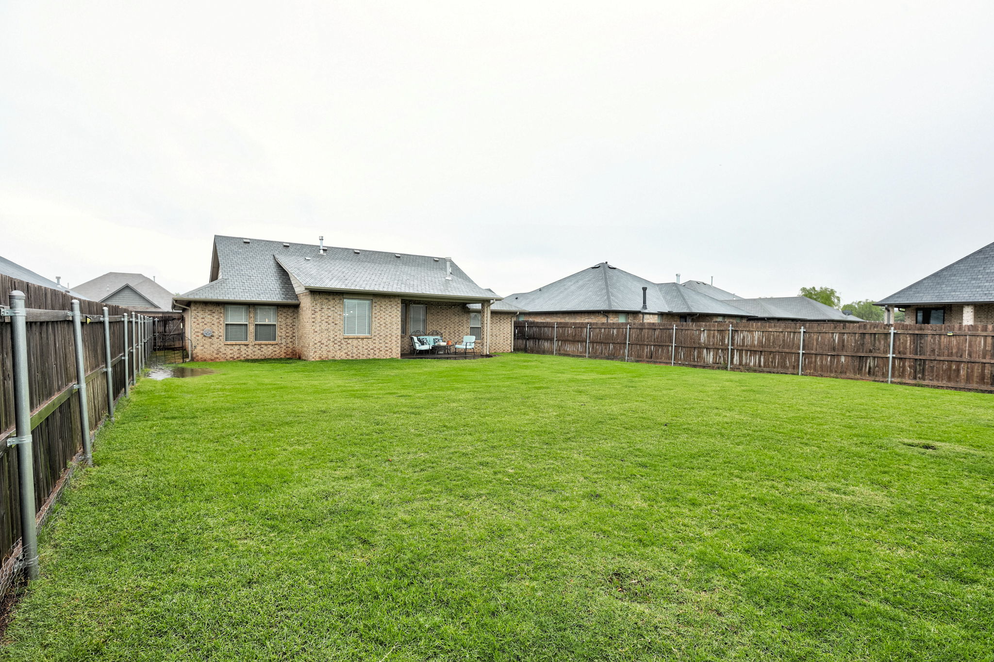 Photo 48