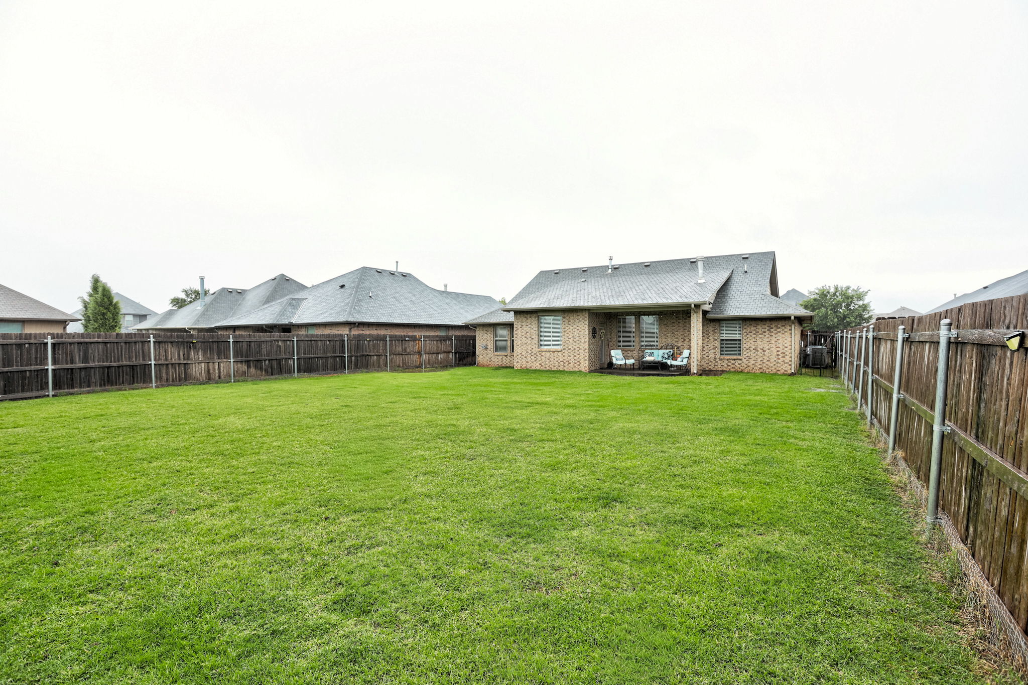  Photo 49