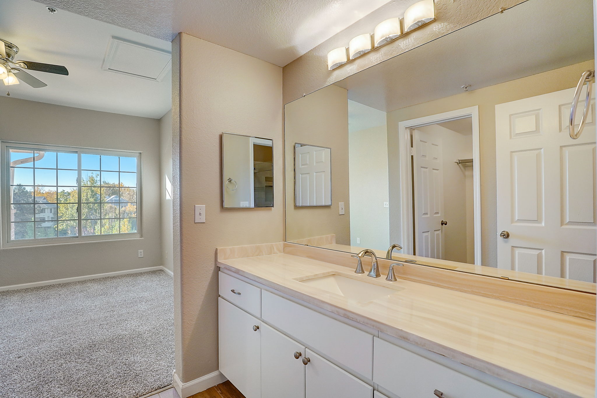 W Canal Cir 234-023