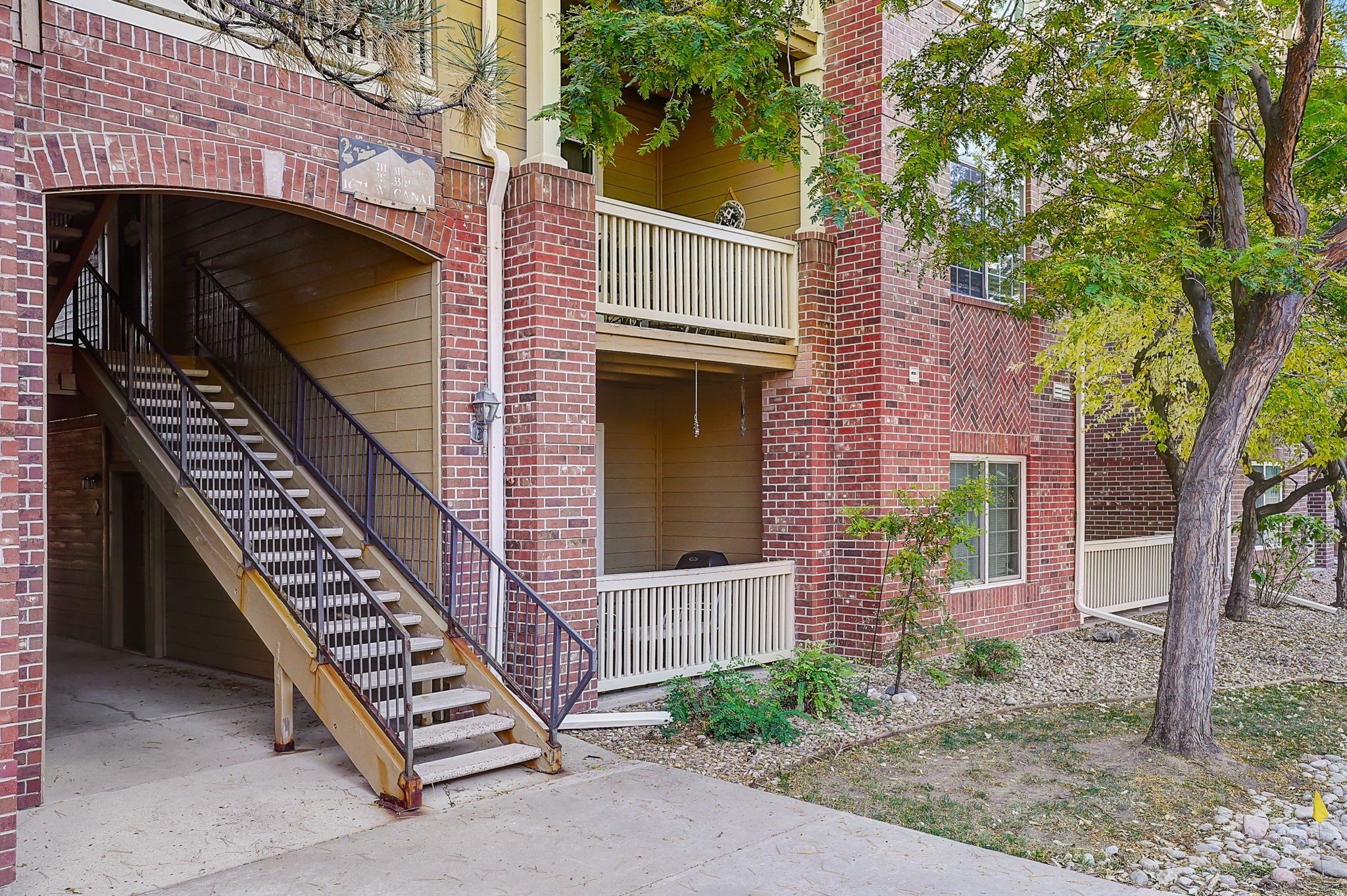 W Canal Cir 234-002