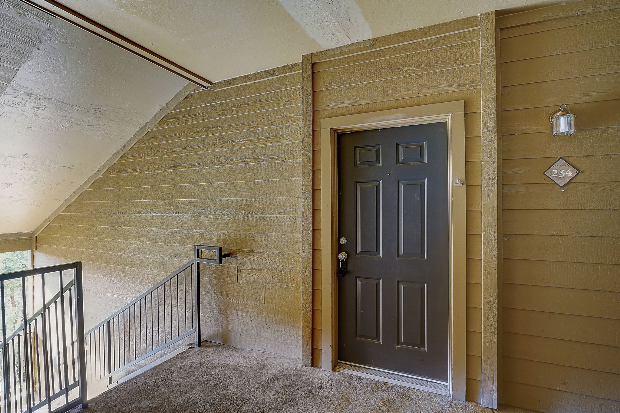 W Canal Cir 234-003