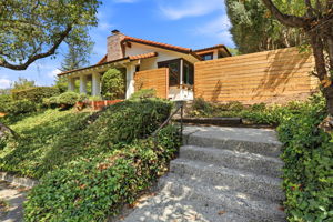 003_F8_16710 Trail Dr