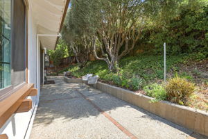 039_F8_16710 Trail Dr