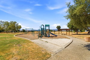 046_F8_16710 Trail Dr