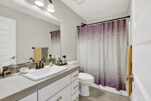  Photo 45