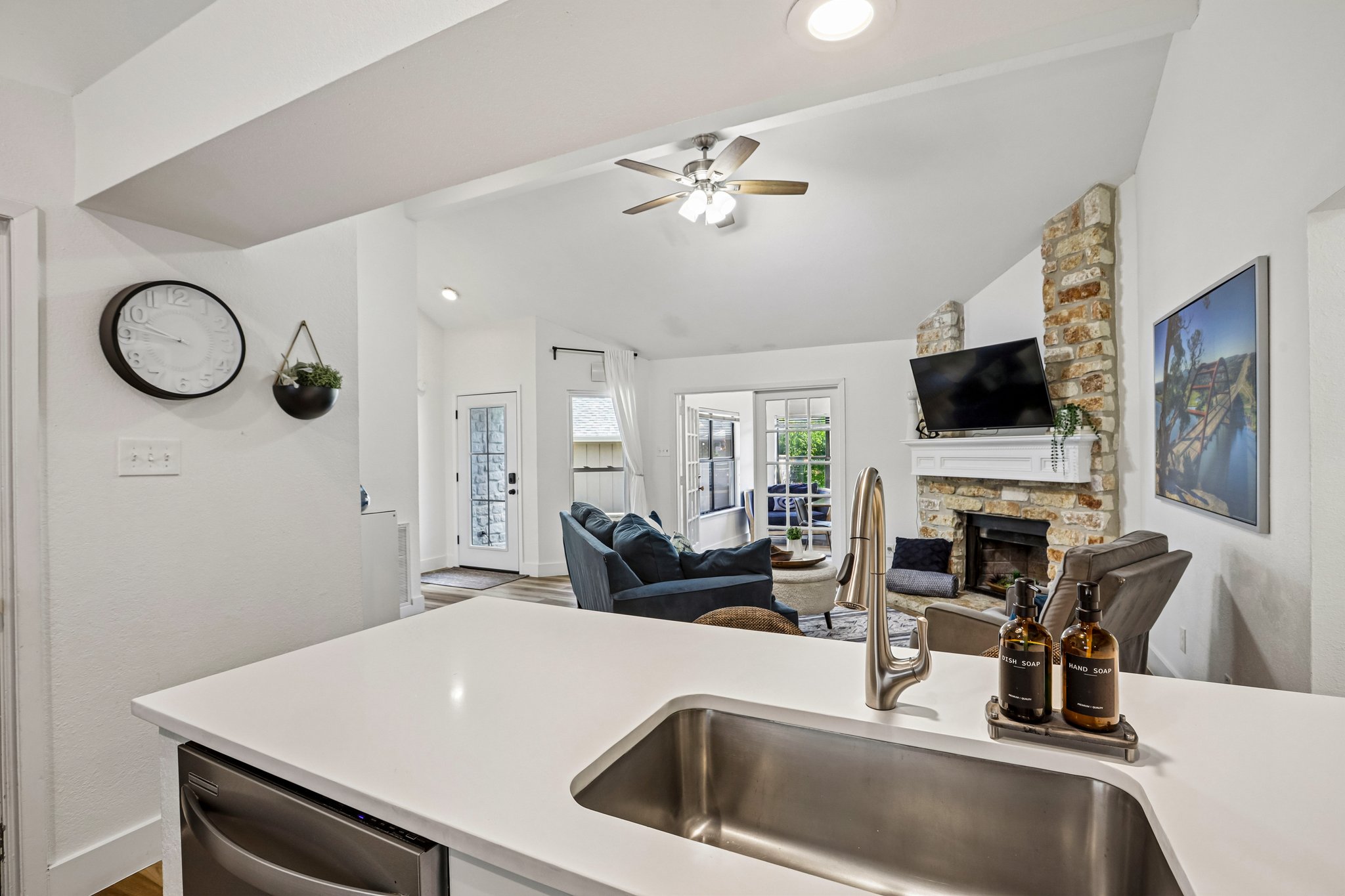 Whitebrush Loop-S1108-021r.jpg
