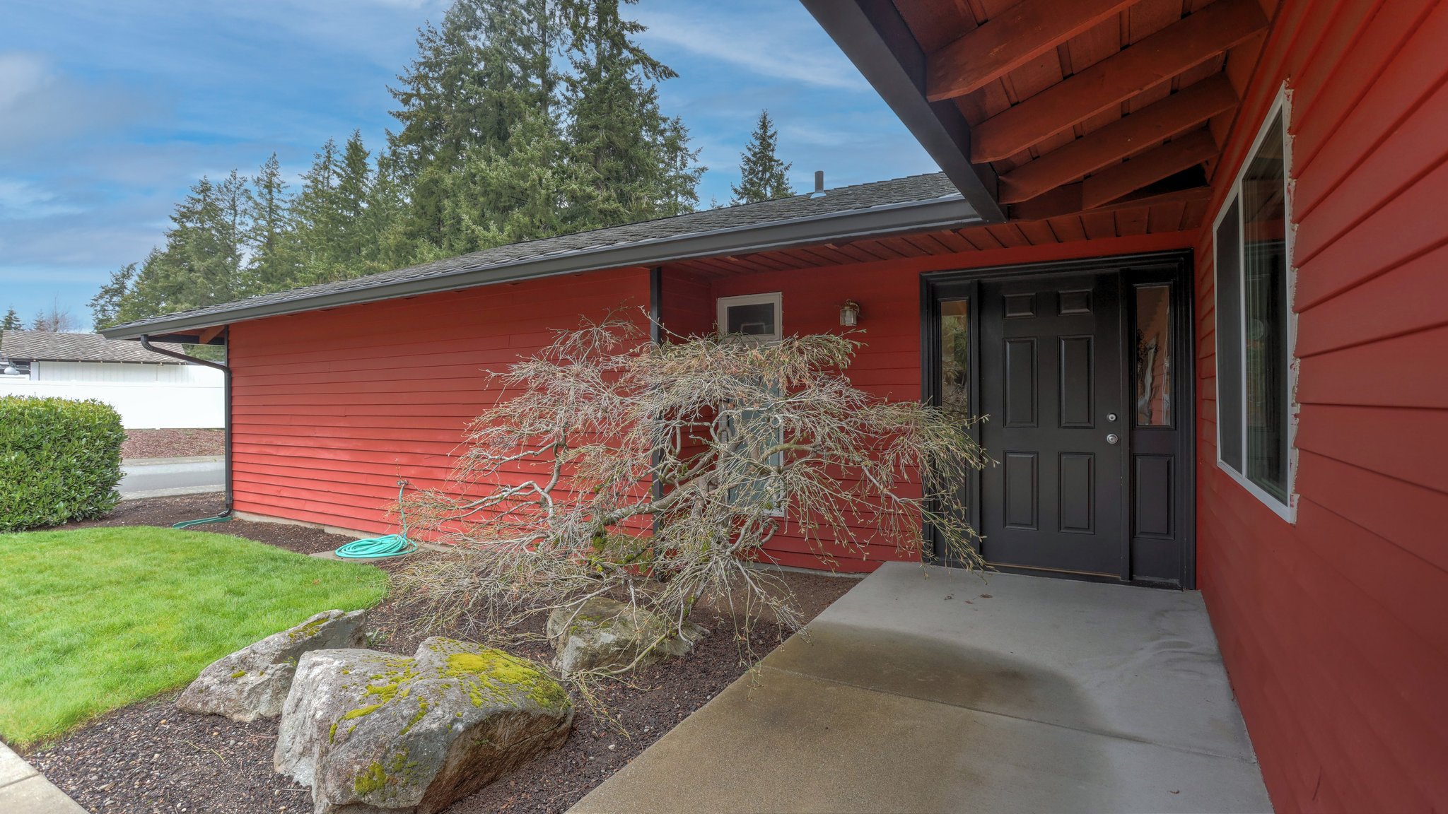 16726 157th Ave SE, Renton, WA 98058 Real Estate Imaging Northwest