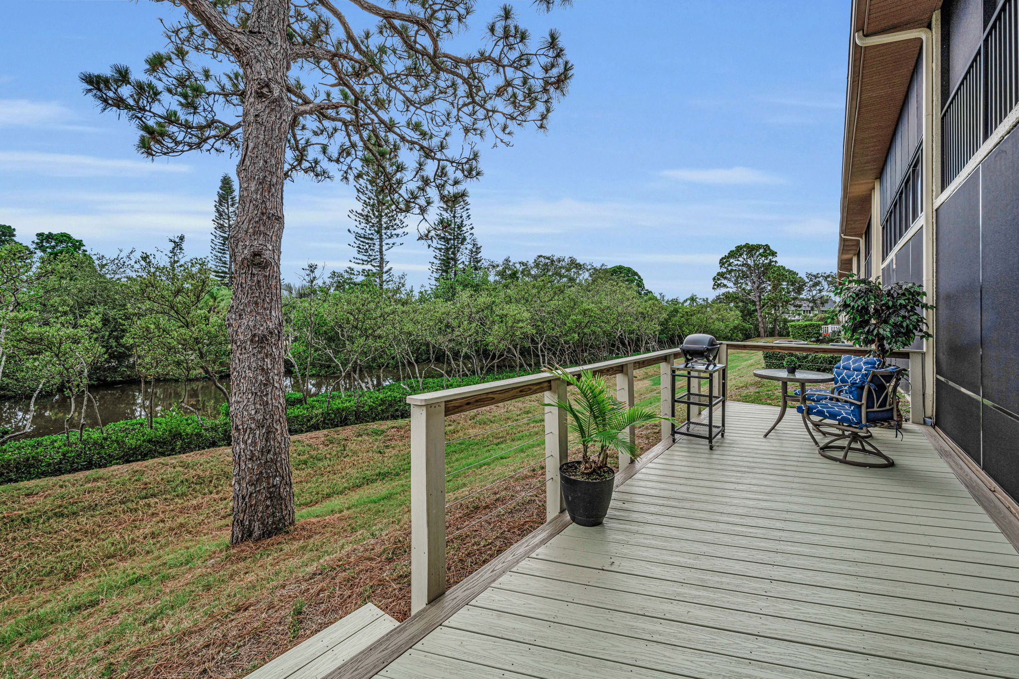 Deck 2