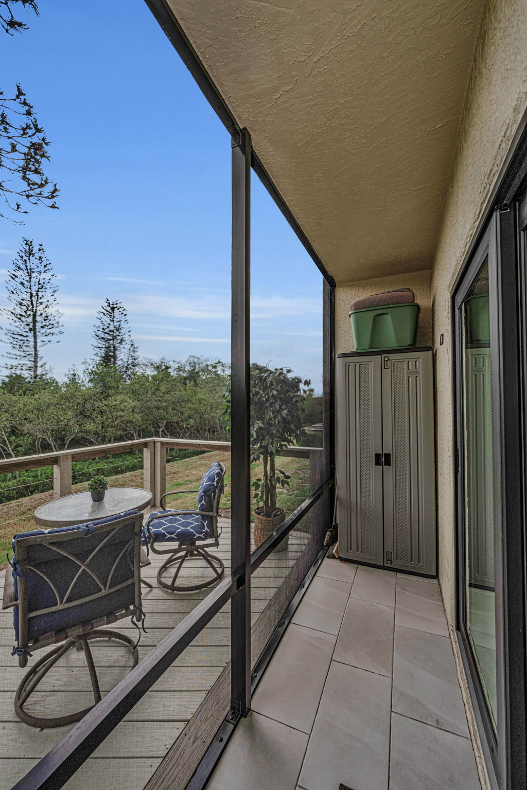 Lanai 2