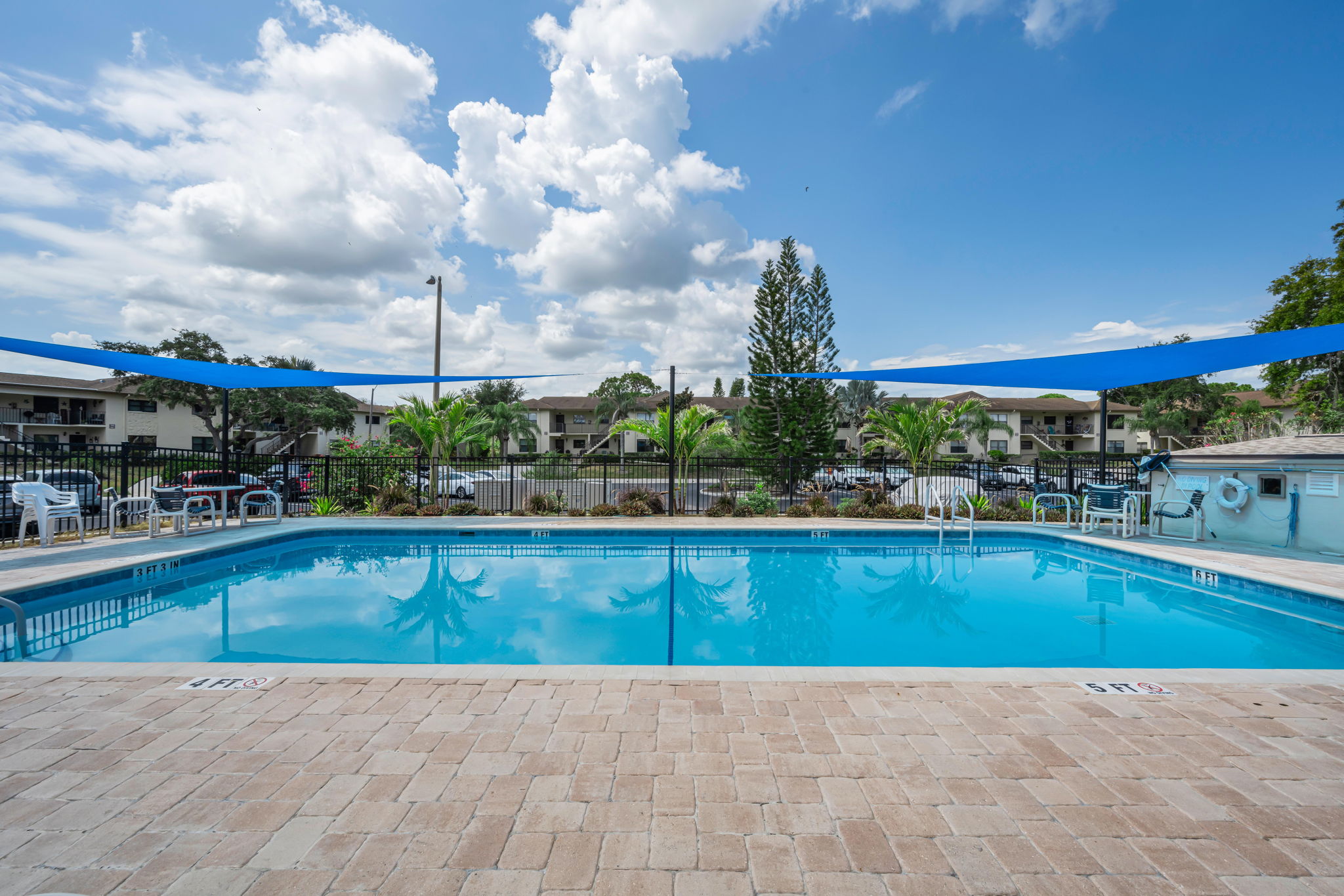 Pool 4