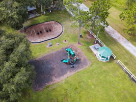  Photo 49