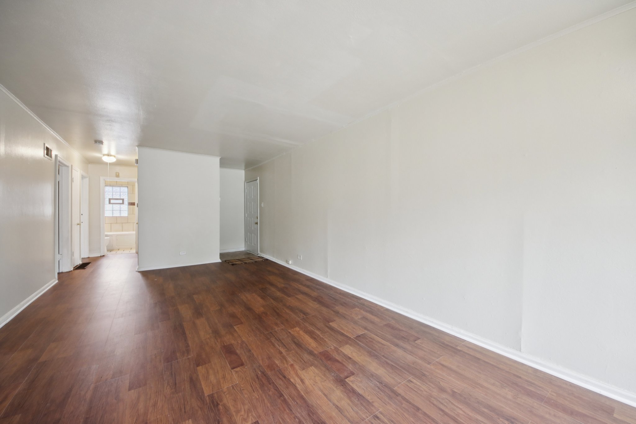 Crane Ave-S0603-008.jpg