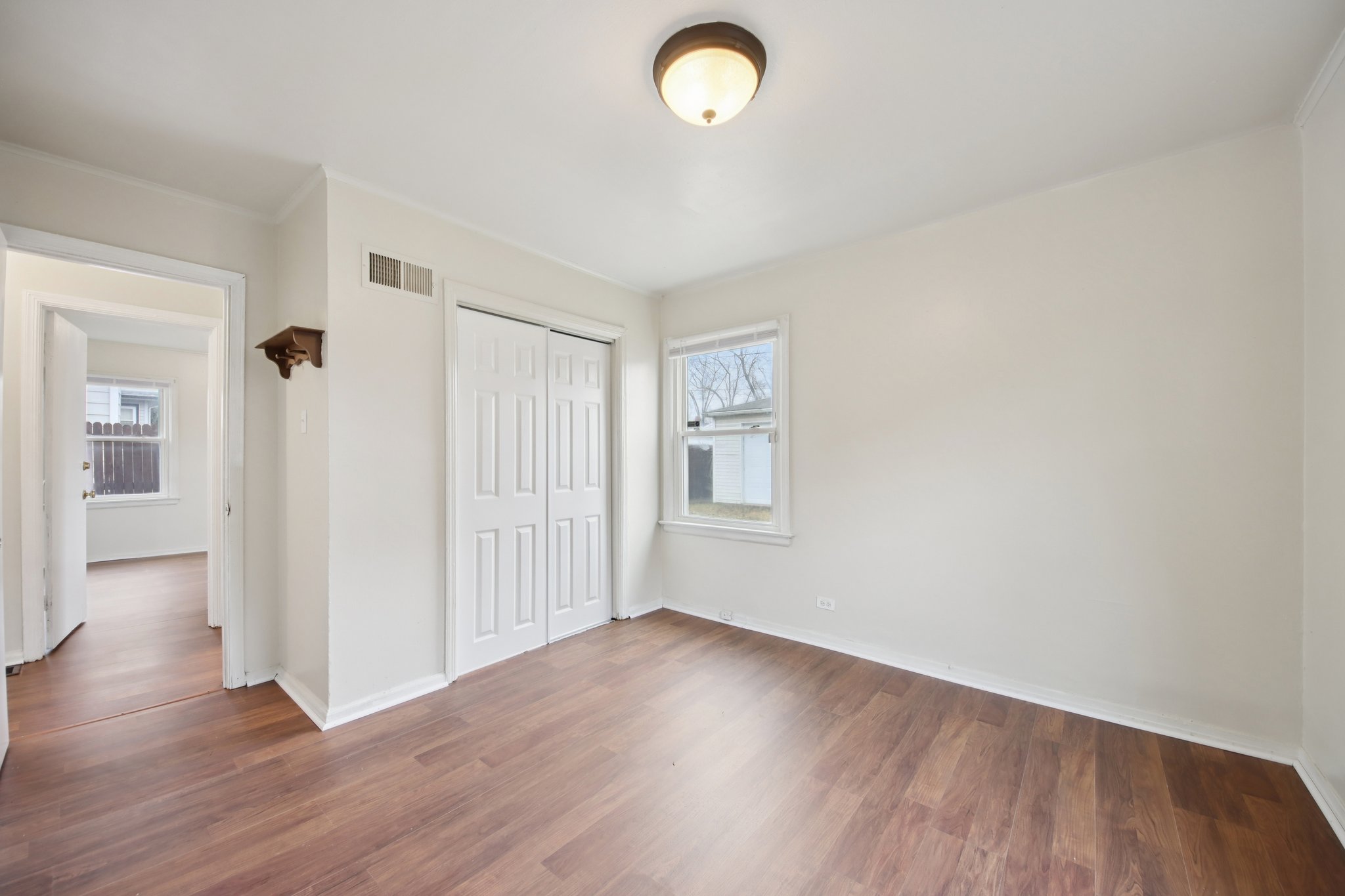 Crane Ave-S0603-014.jpg