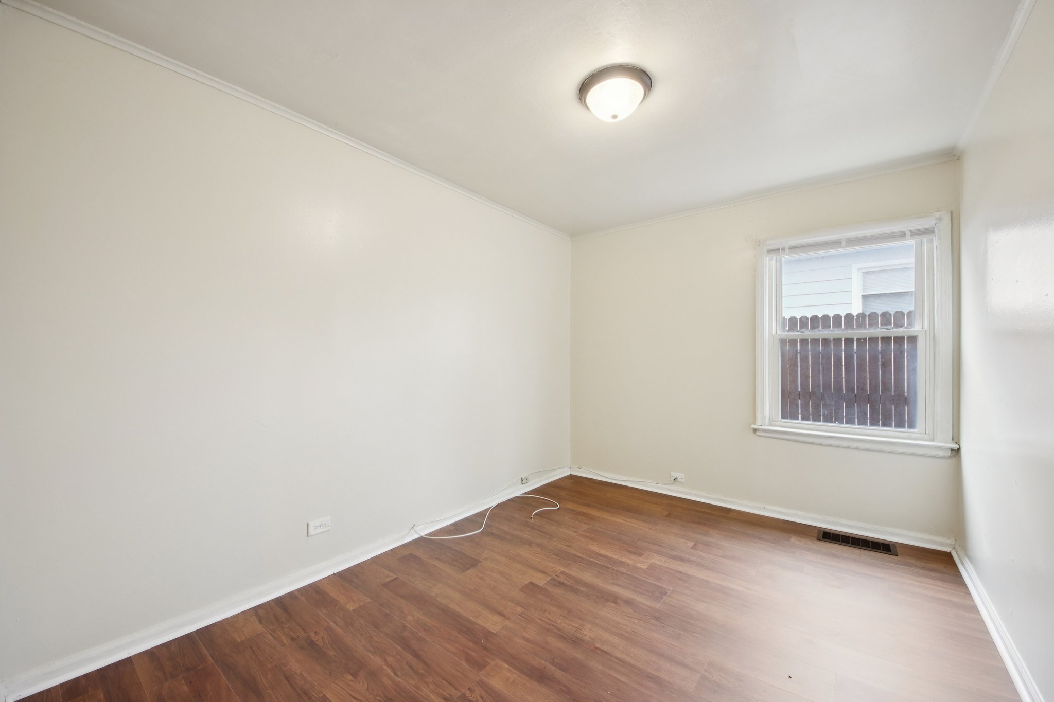 Crane Ave-S0603-020.jpg