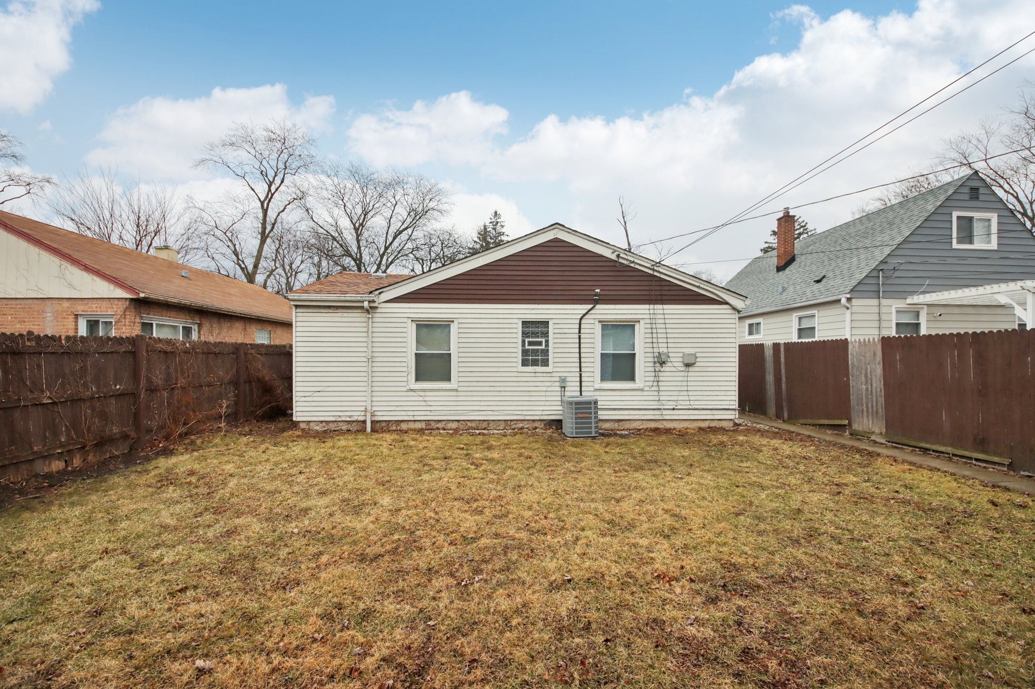 Crane Ave-S0603-025.jpg