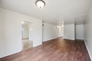 Crane Ave-S0603-006.jpg