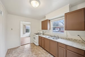 Crane Ave-S0603-011.jpg