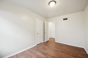 Crane Ave-S0603-021.jpg