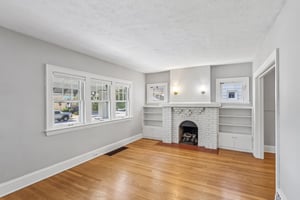 Victoria Ave-S2407-008.jpg