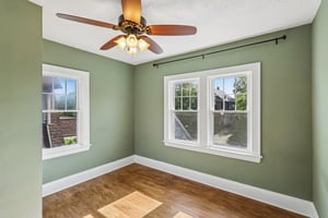 Victoria Ave-S2407-026.jpg