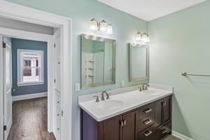 Victoria Ave-S2407-037.jpg