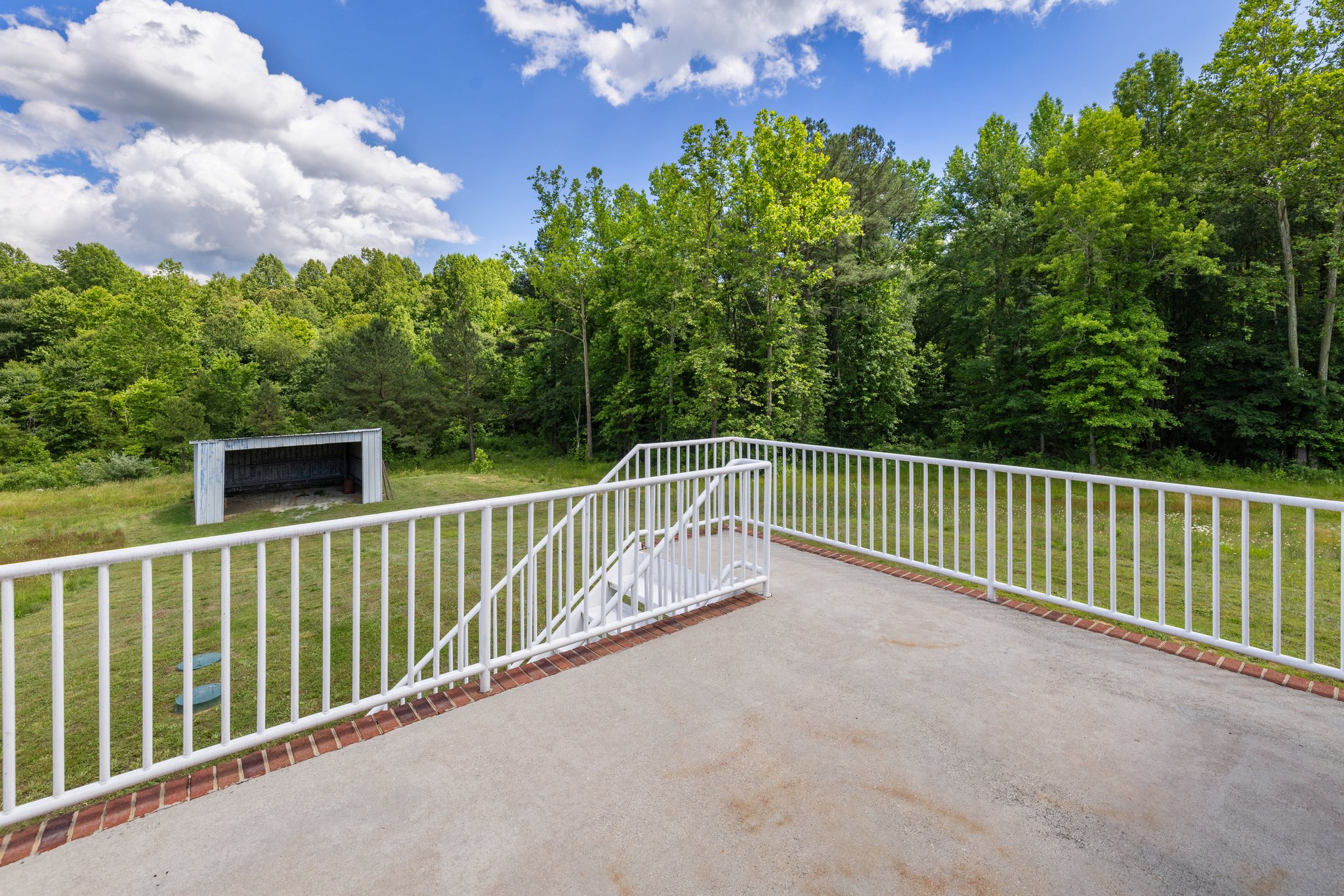  Photo 37