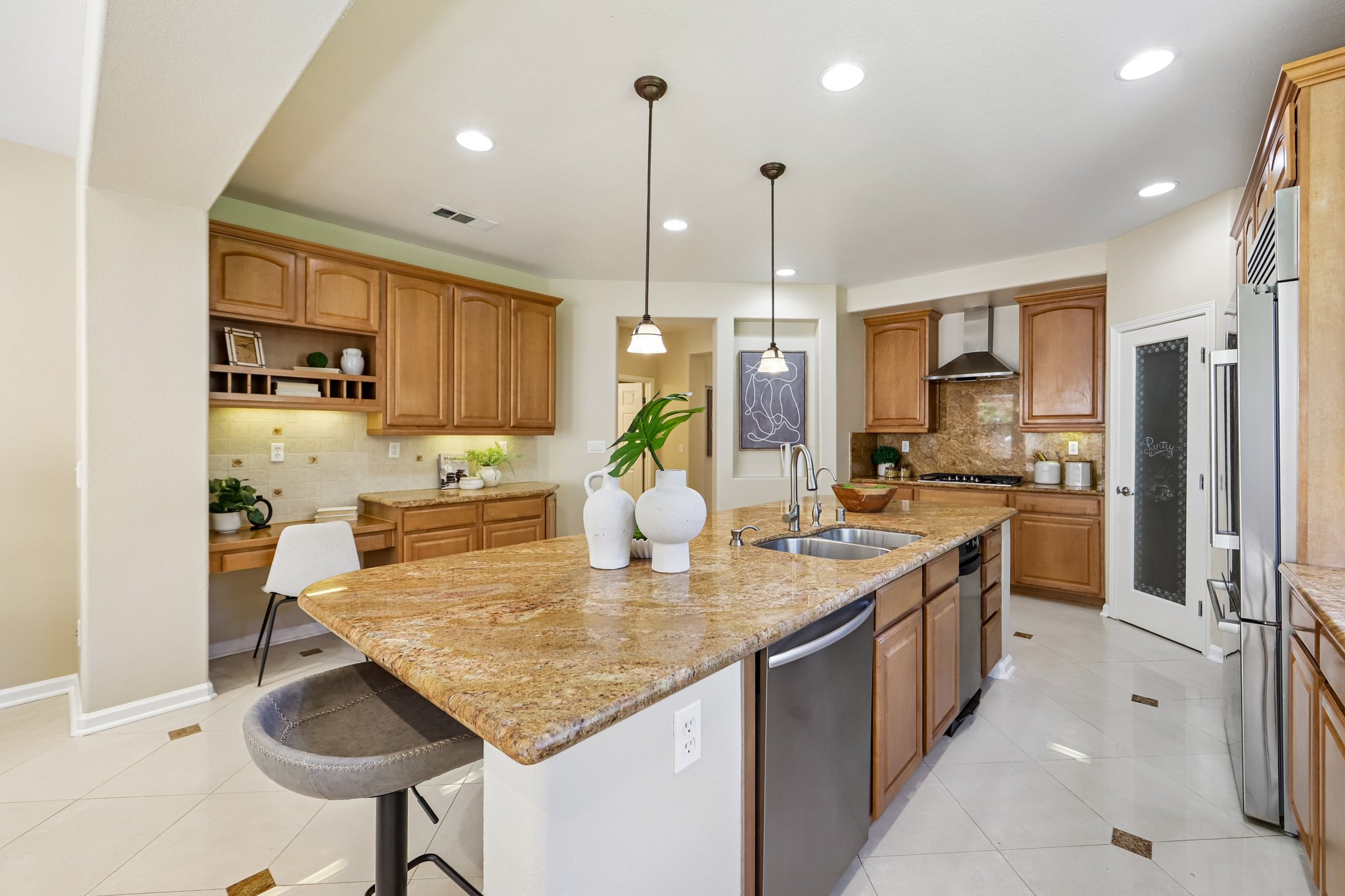Heritage Bay Pl 24-S1007-017.jpg