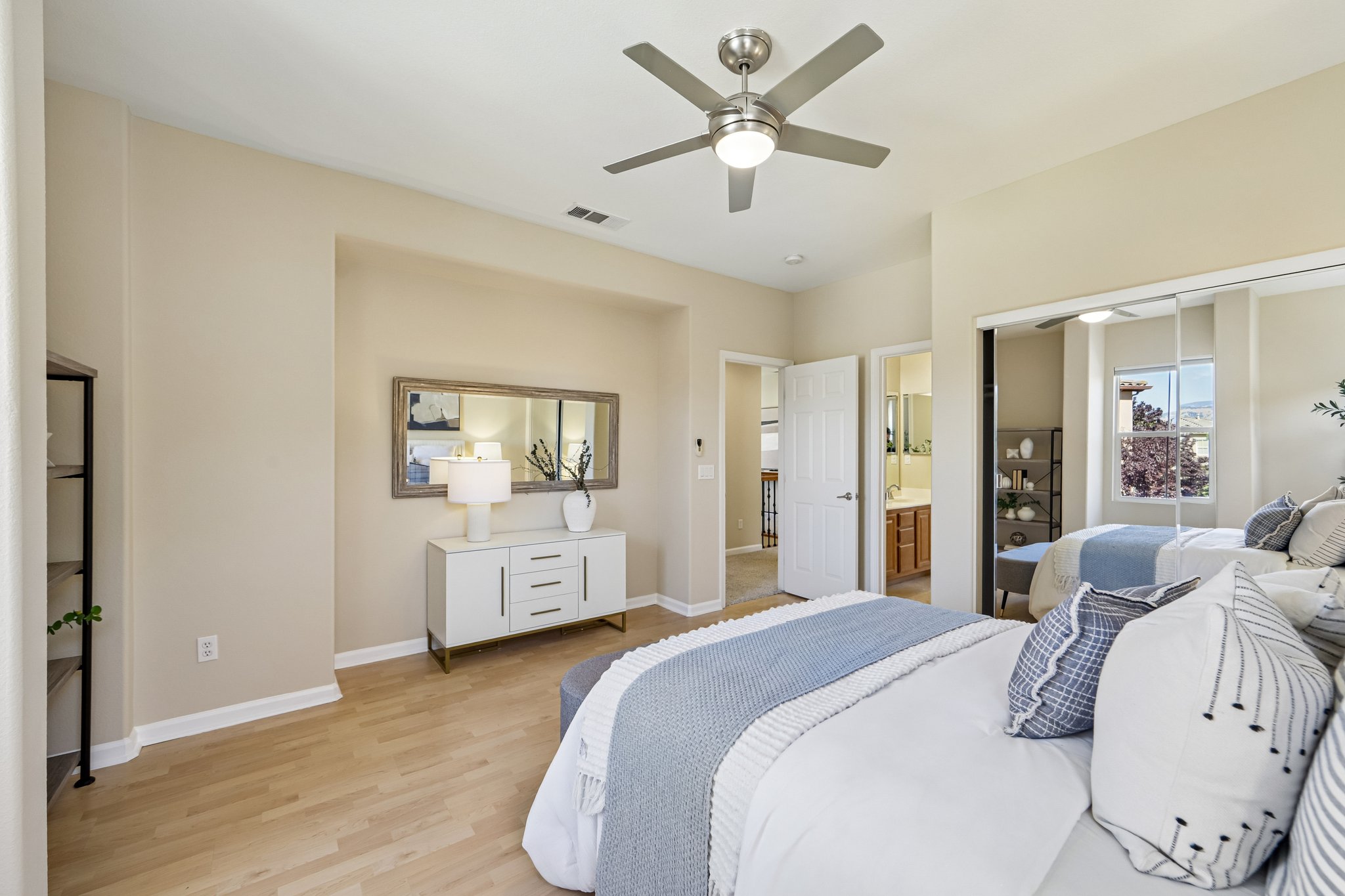 Heritage Bay Pl 24-S1007-045.jpg