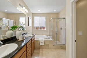 Heritage Bay Pl 24-S1007-027.jpg