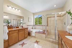 Heritage Bay Pl 24-S1007-035.jpg