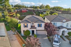 Heritage Bay Pl 24-S1007-002 (2).jpg