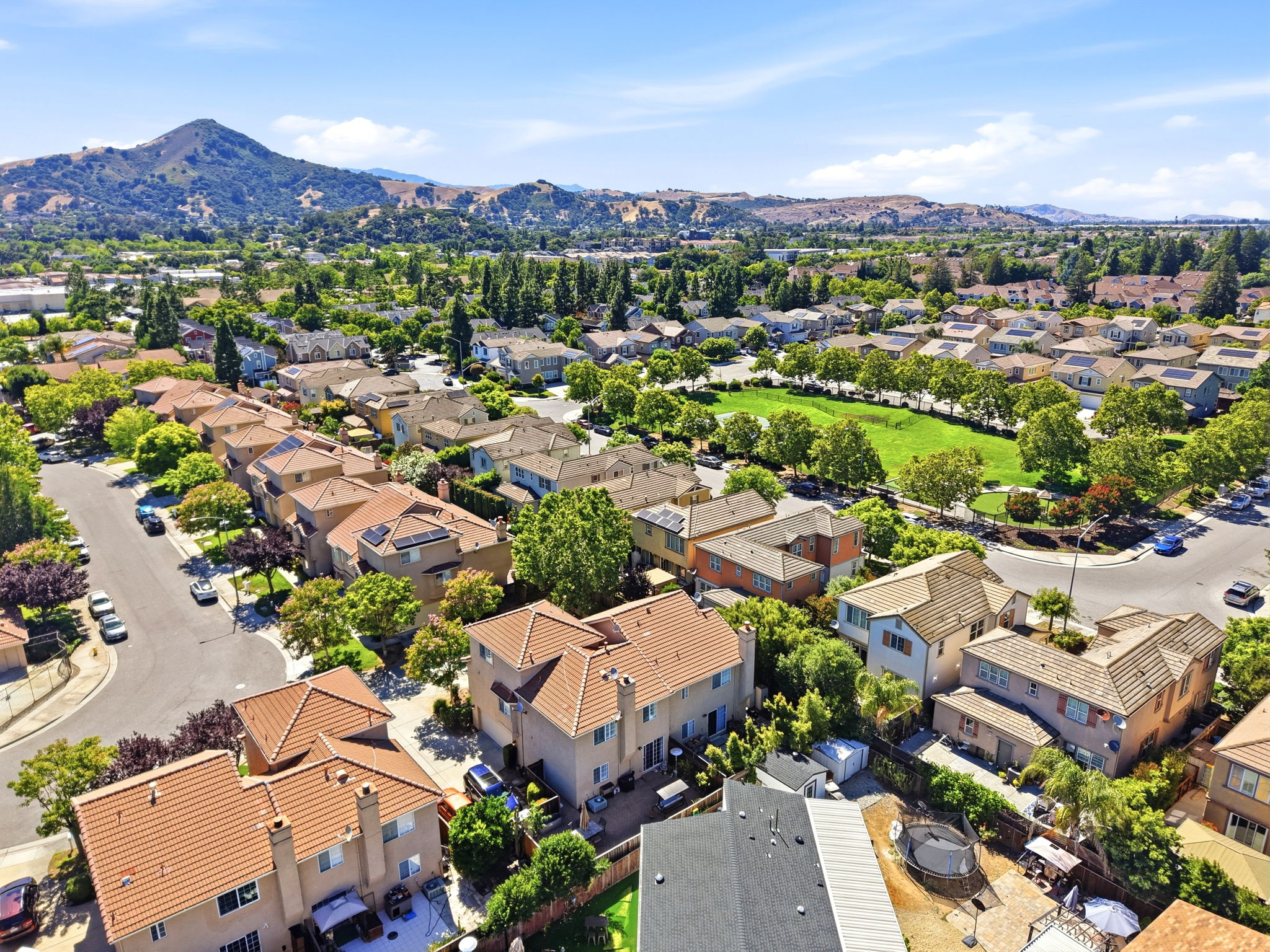 010_F8_16752 San Luis Way