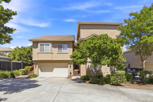 001_F8_16752 San Luis Way