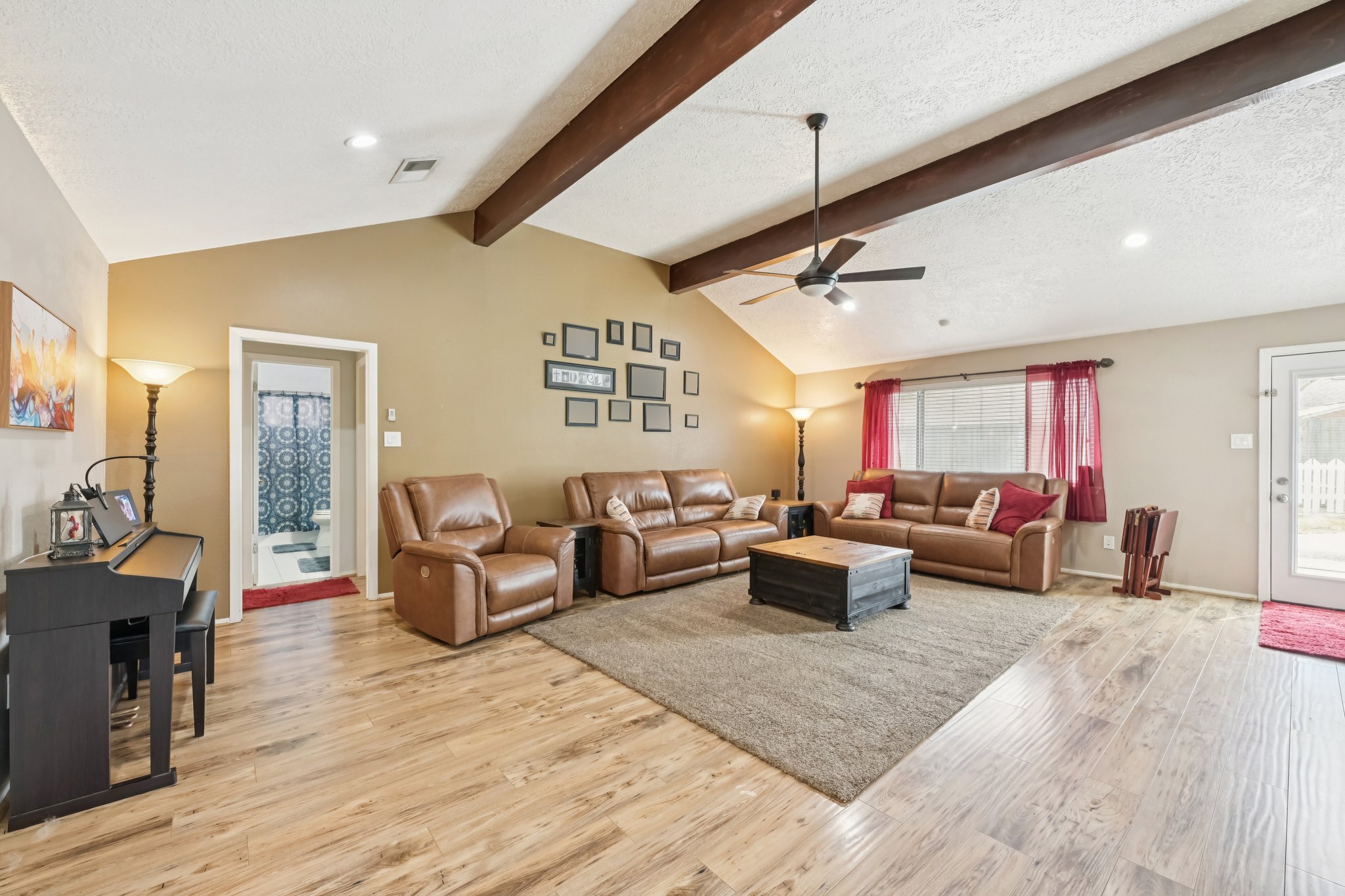 Schooners Way-L1802-006.jpg