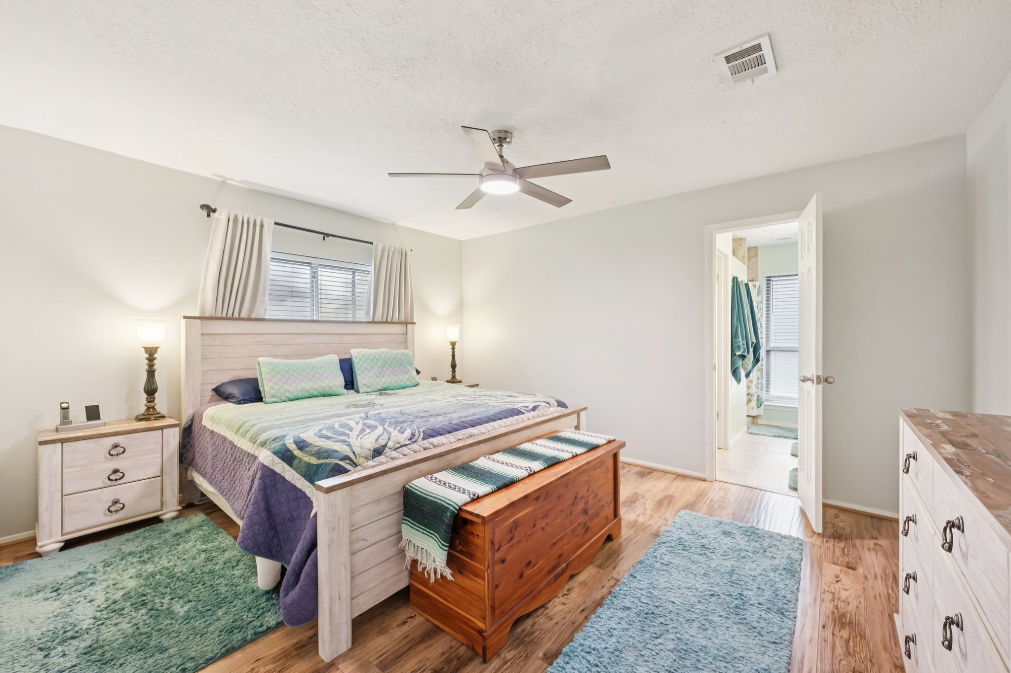 Schooners Way-L1802-020.jpg