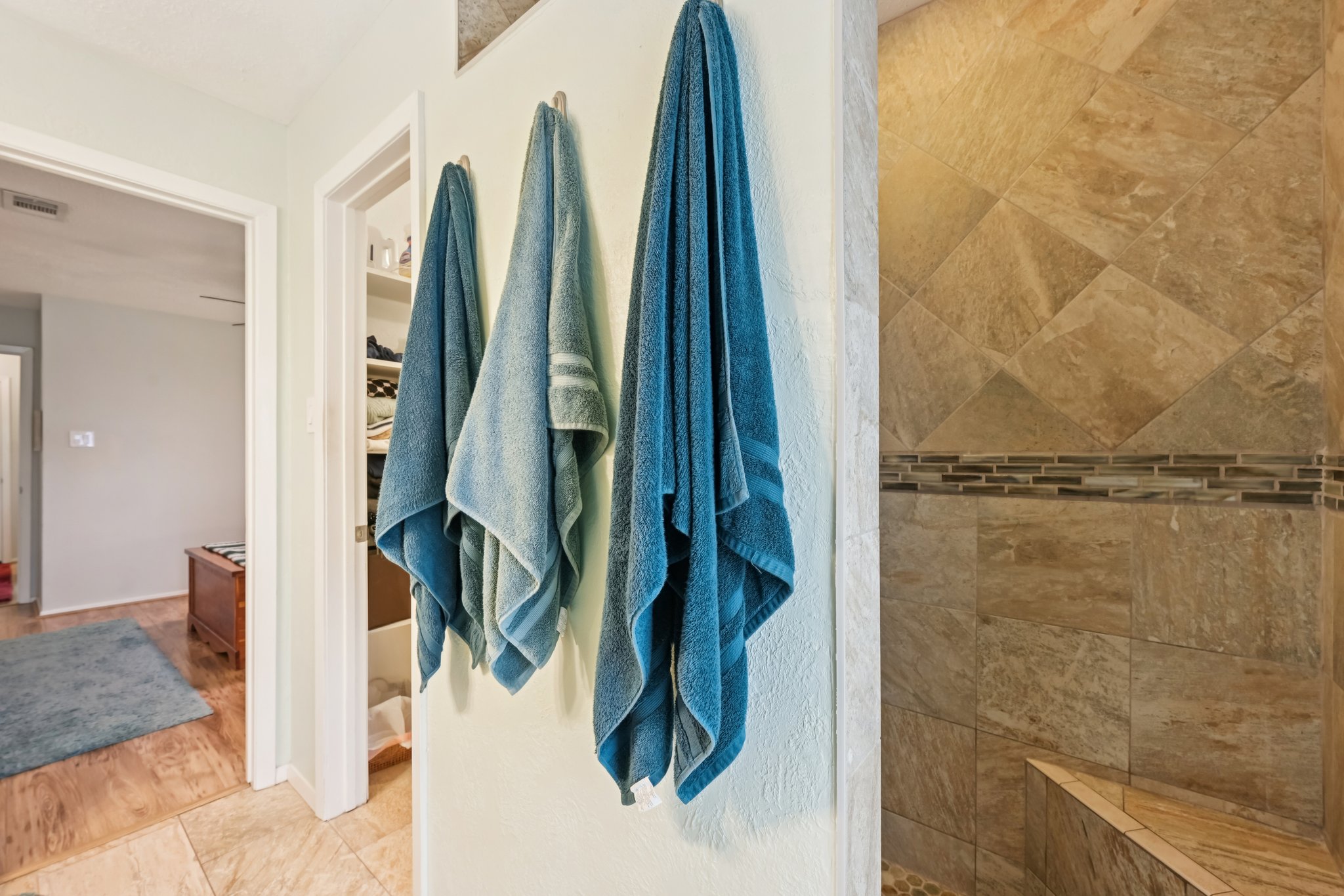 Schooners Way-L1802-027.jpg