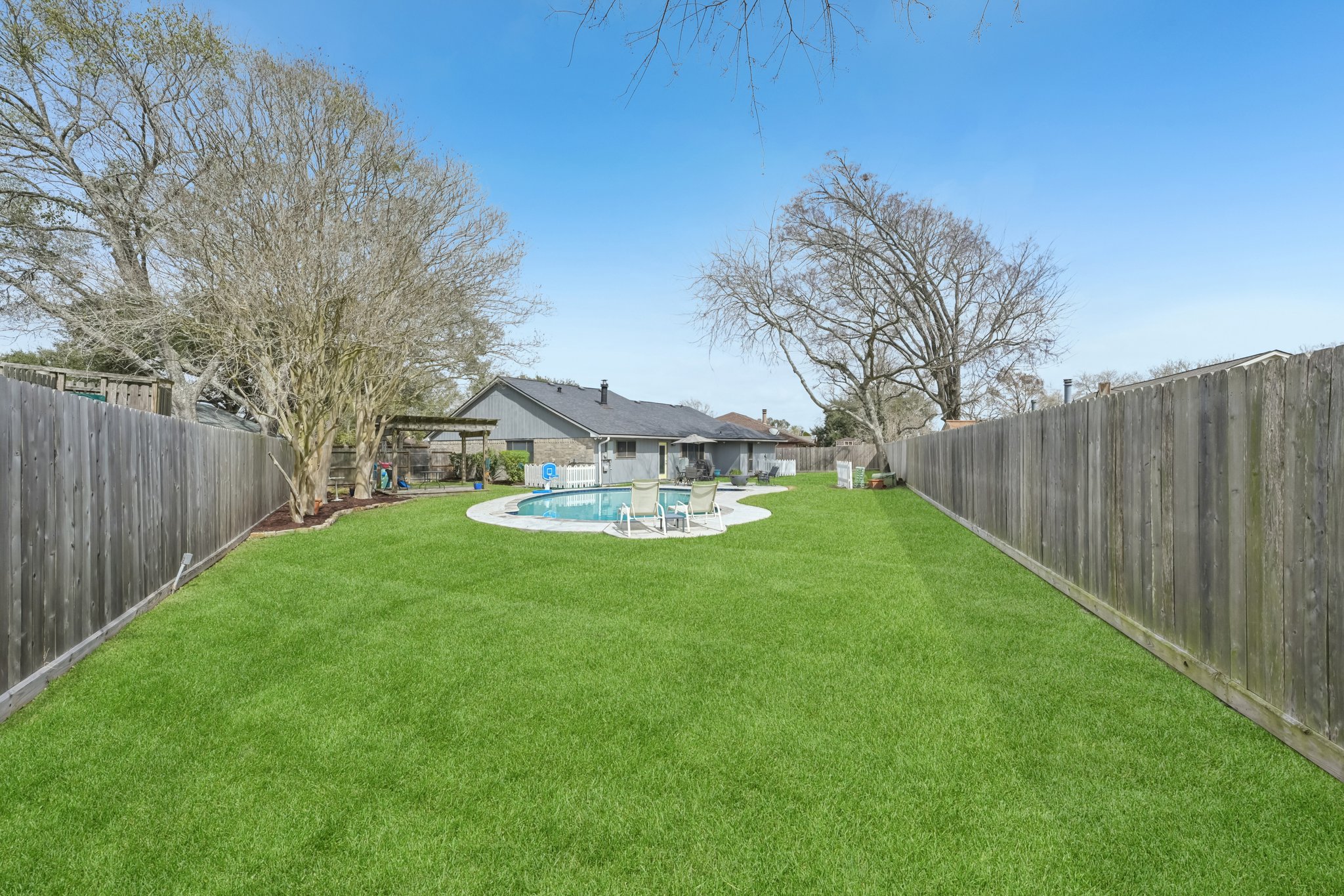 Schooners Way-L1802-029.jpg