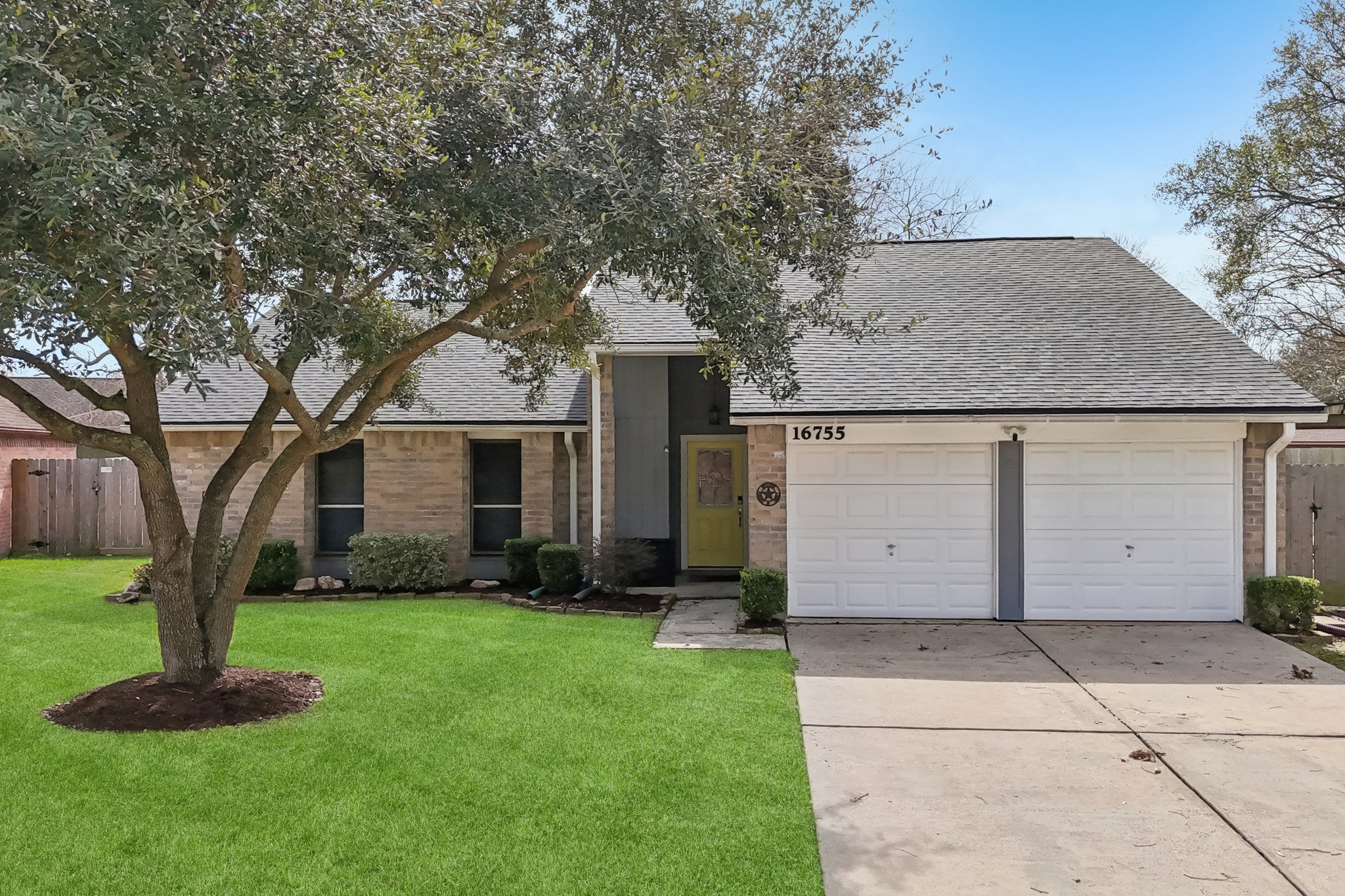 Schooners Way-L1802-034.jpg