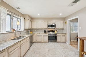 Schooners Way-L1802-011.jpg