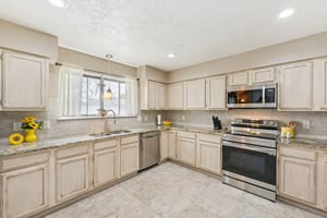 Schooners Way-L1802-015.jpg