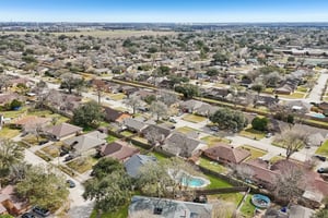 Schooners Way-L1802-045.jpg