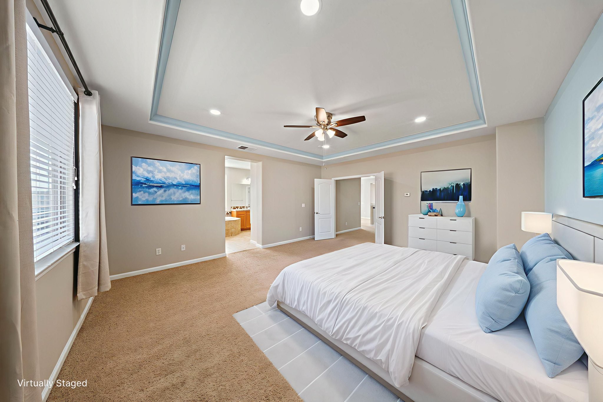 DSC06830 virtually staged.jpeg