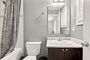  Photo 48
