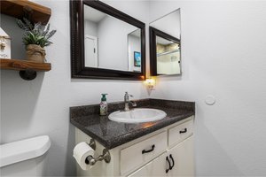  Photo 46