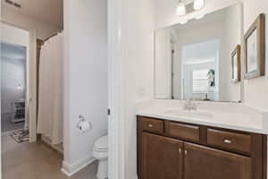  Photo 47